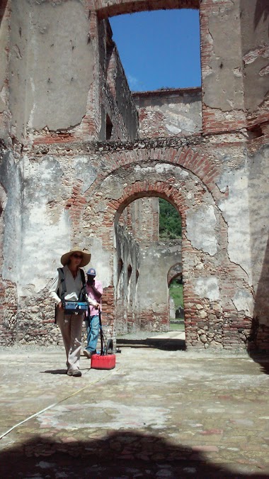 CAST researcher Katie Simon conducts a ground-penetrating radar survey among the architectural ruins of the palace complex at San Souci, Haiti, as part of a SPARC-funded collaboration with Cameron Monroe of the University of California, Santa Cruz. 