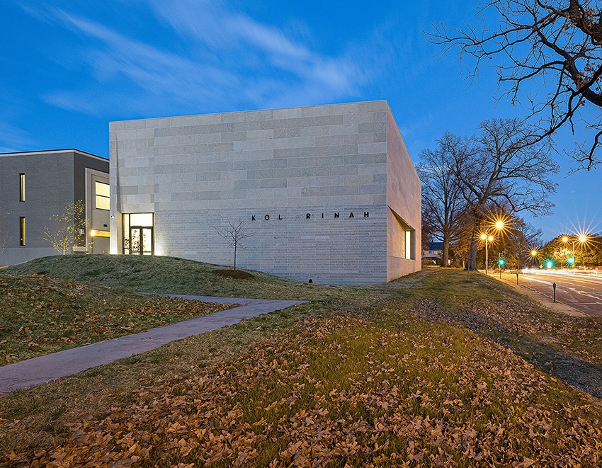 Tony A. Patterson and Jason M. Ward, both University of Arkansas architecture alumni, won an Honor Award for Kol Rinah Synagogue in St. Louis, Missouri, in the 2021 Fay Jones School Alumni Design Awards competition. The design team is with Patterhn Ives, LLC, in St. Louis, Missouri.