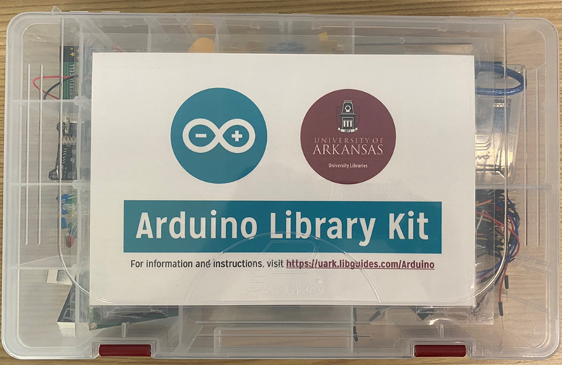 Les bibliothèques universitaires proposent des kits de technologie Arduino à la caisse